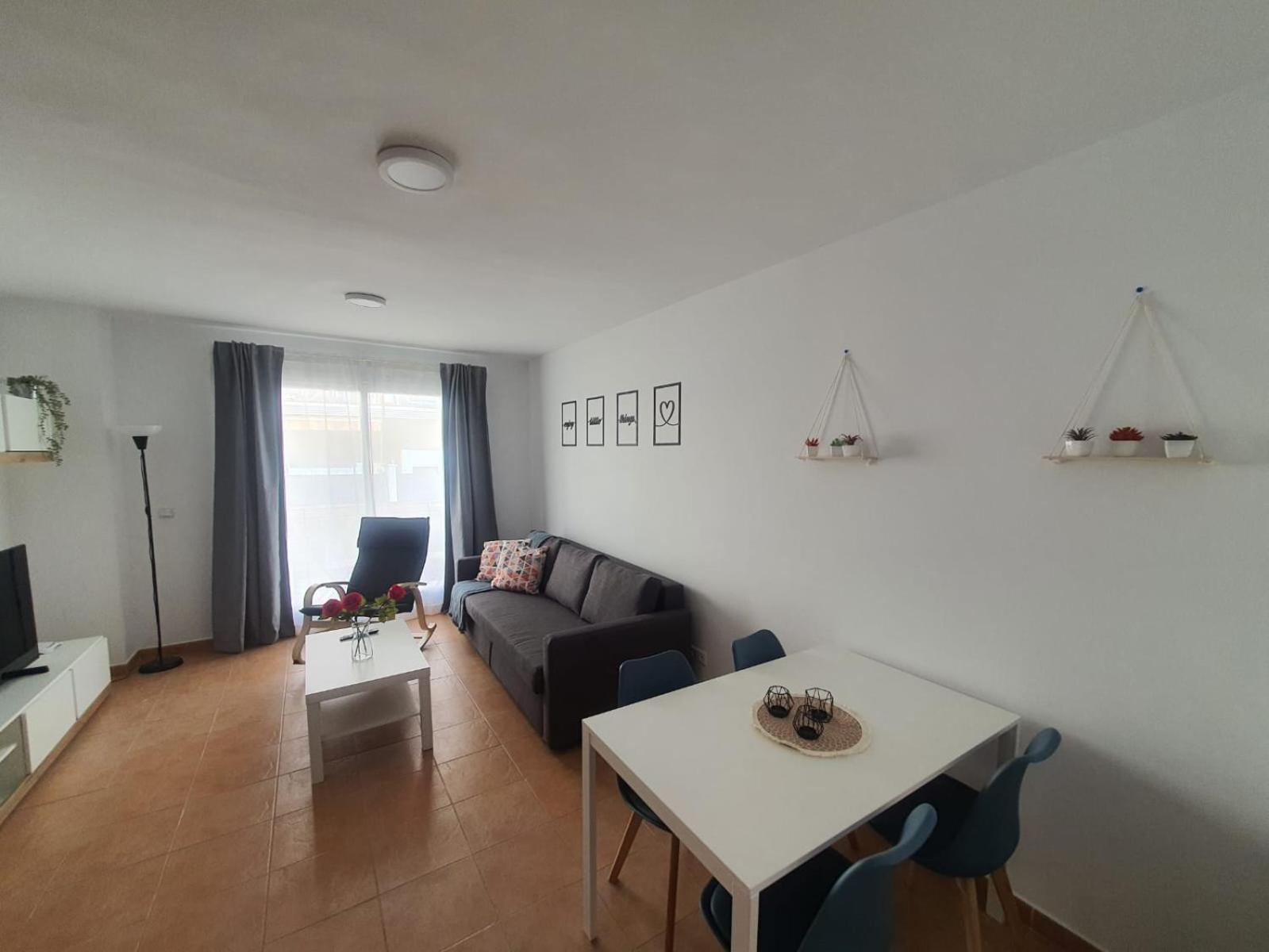 Moderno Apartamento 3 Dormitorios, Garaje Y Piscina La Algaba Dış mekan fotoğraf