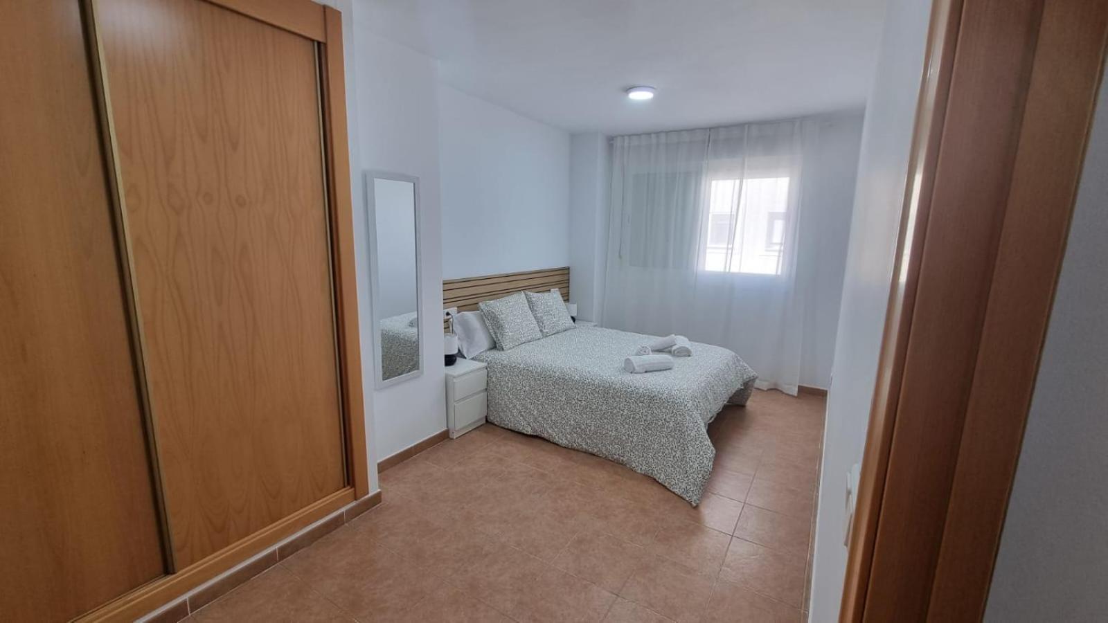 Moderno Apartamento 3 Dormitorios, Garaje Y Piscina La Algaba Dış mekan fotoğraf