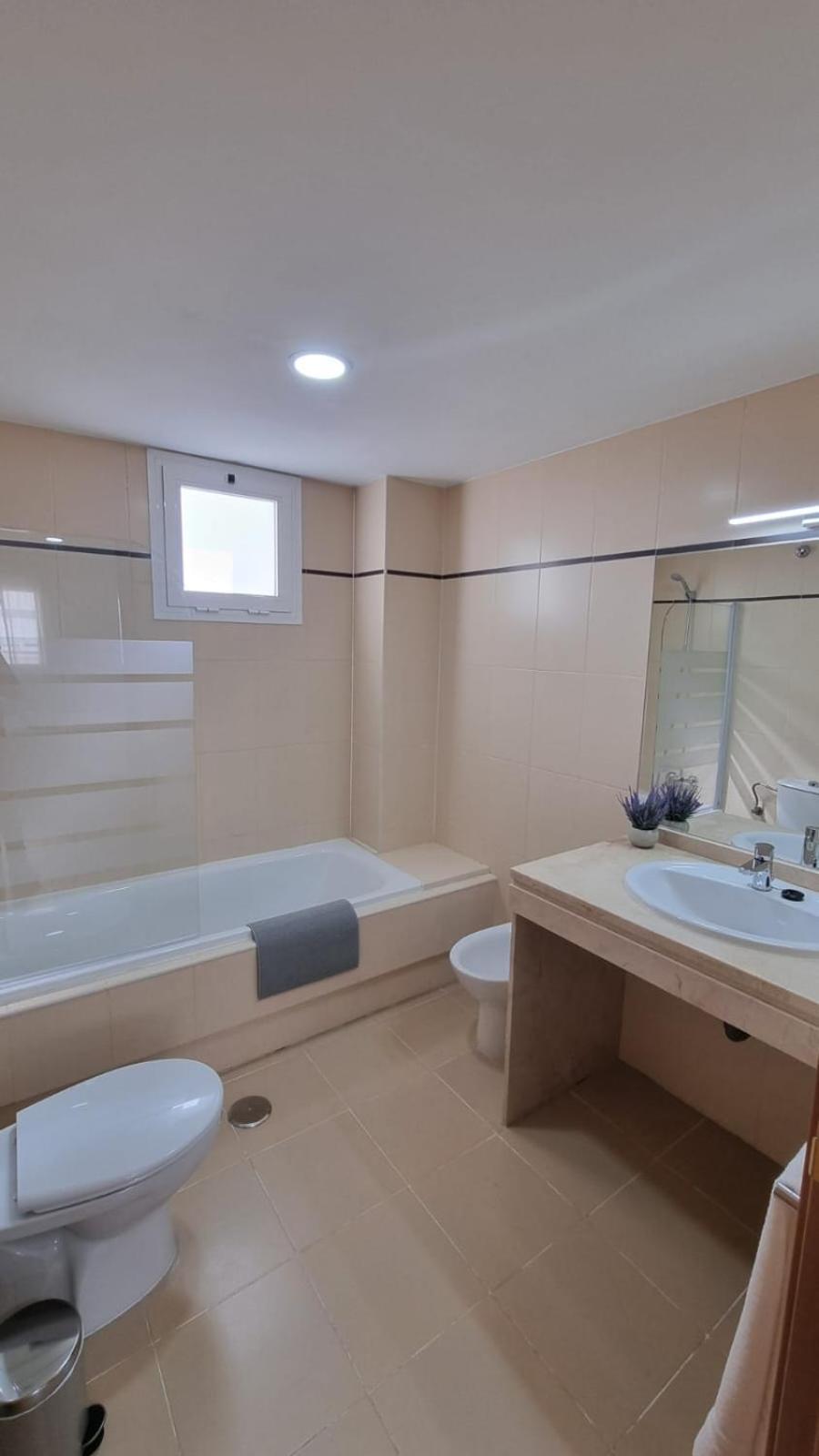 Moderno Apartamento 3 Dormitorios, Garaje Y Piscina La Algaba Dış mekan fotoğraf