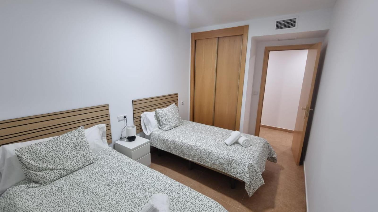Moderno Apartamento 3 Dormitorios, Garaje Y Piscina La Algaba Dış mekan fotoğraf